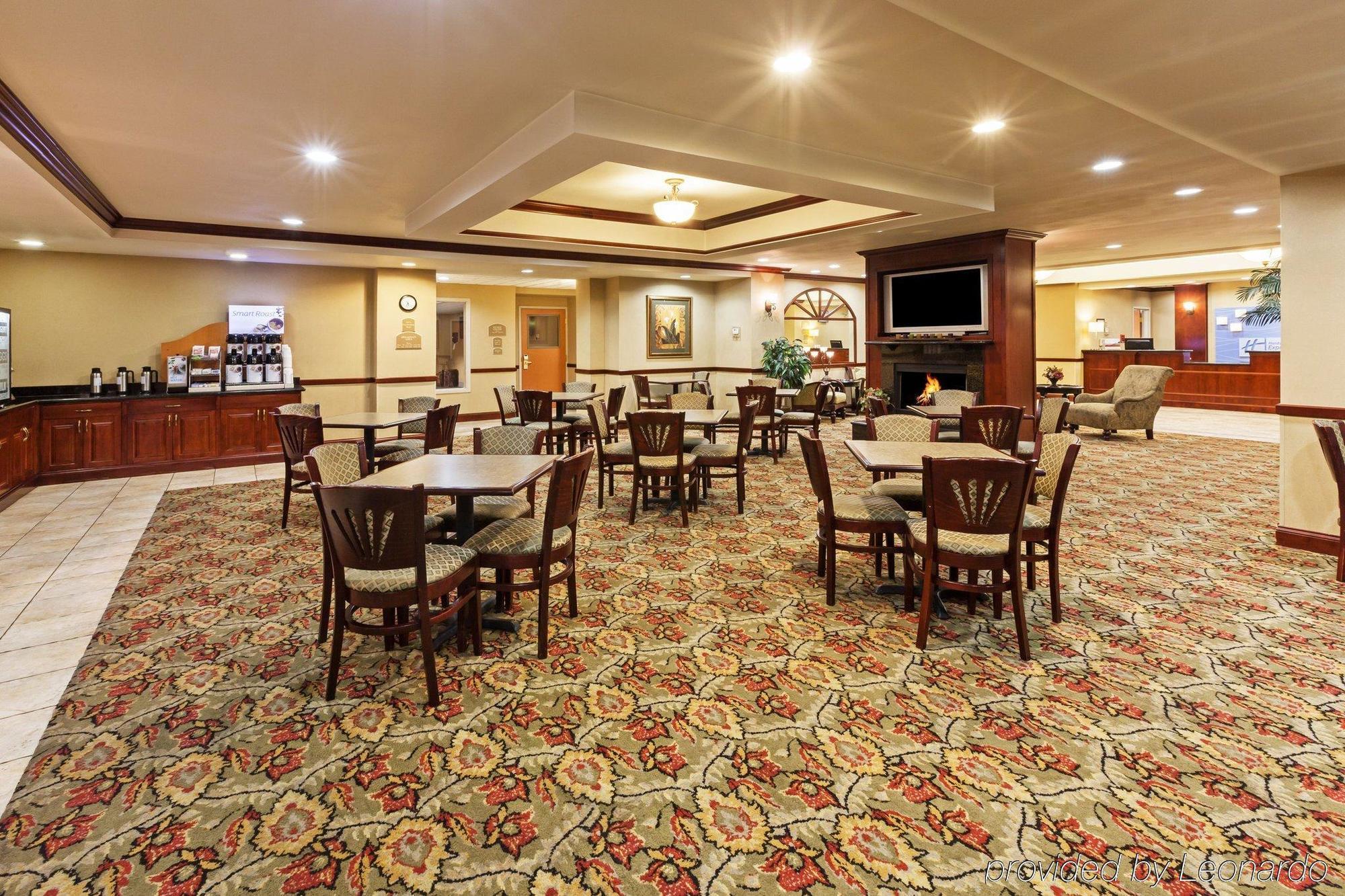 Holiday Inn Express & Suites Selma By Ihg Εξωτερικό φωτογραφία