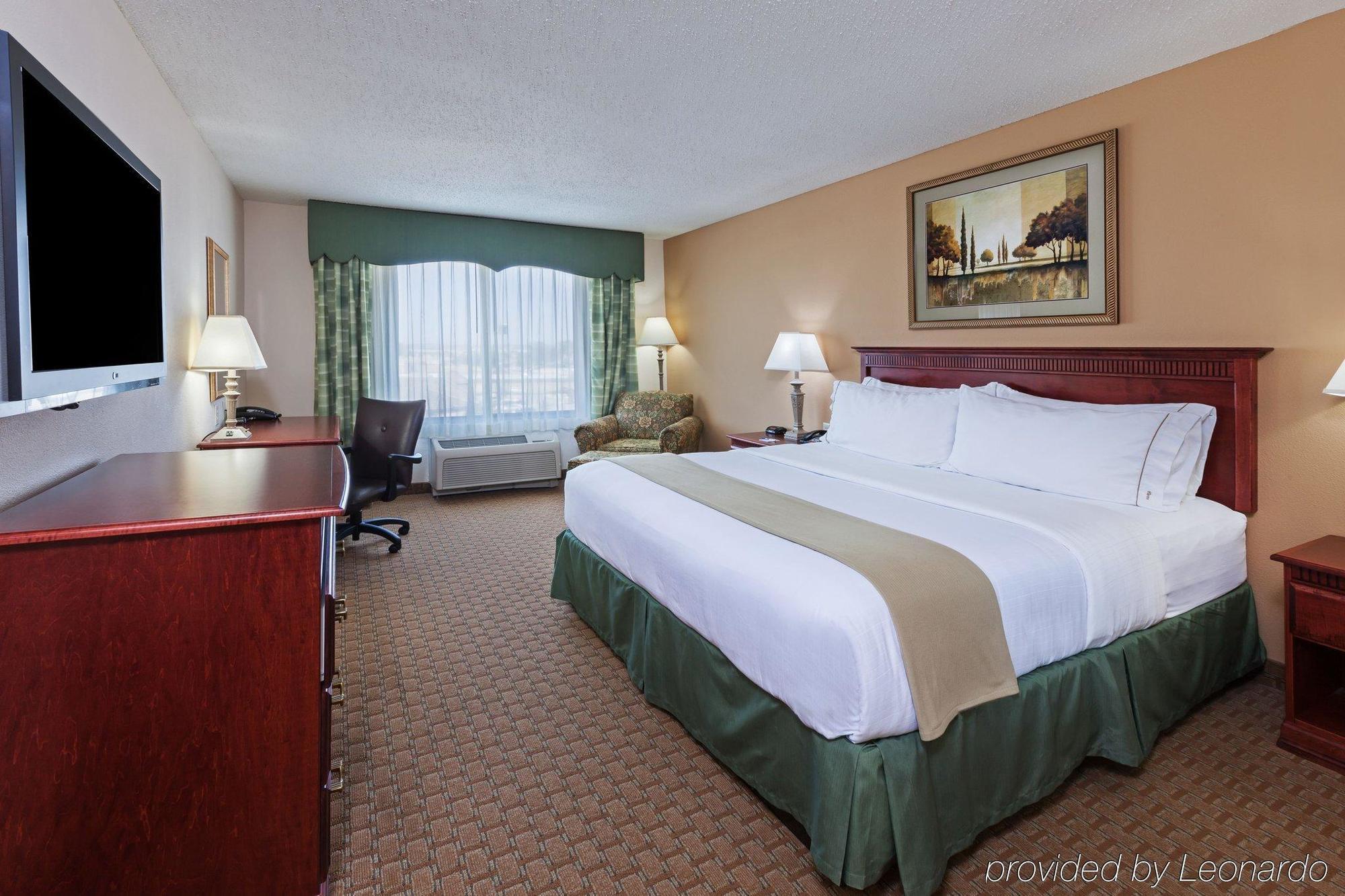 Holiday Inn Express & Suites Selma By Ihg Εξωτερικό φωτογραφία