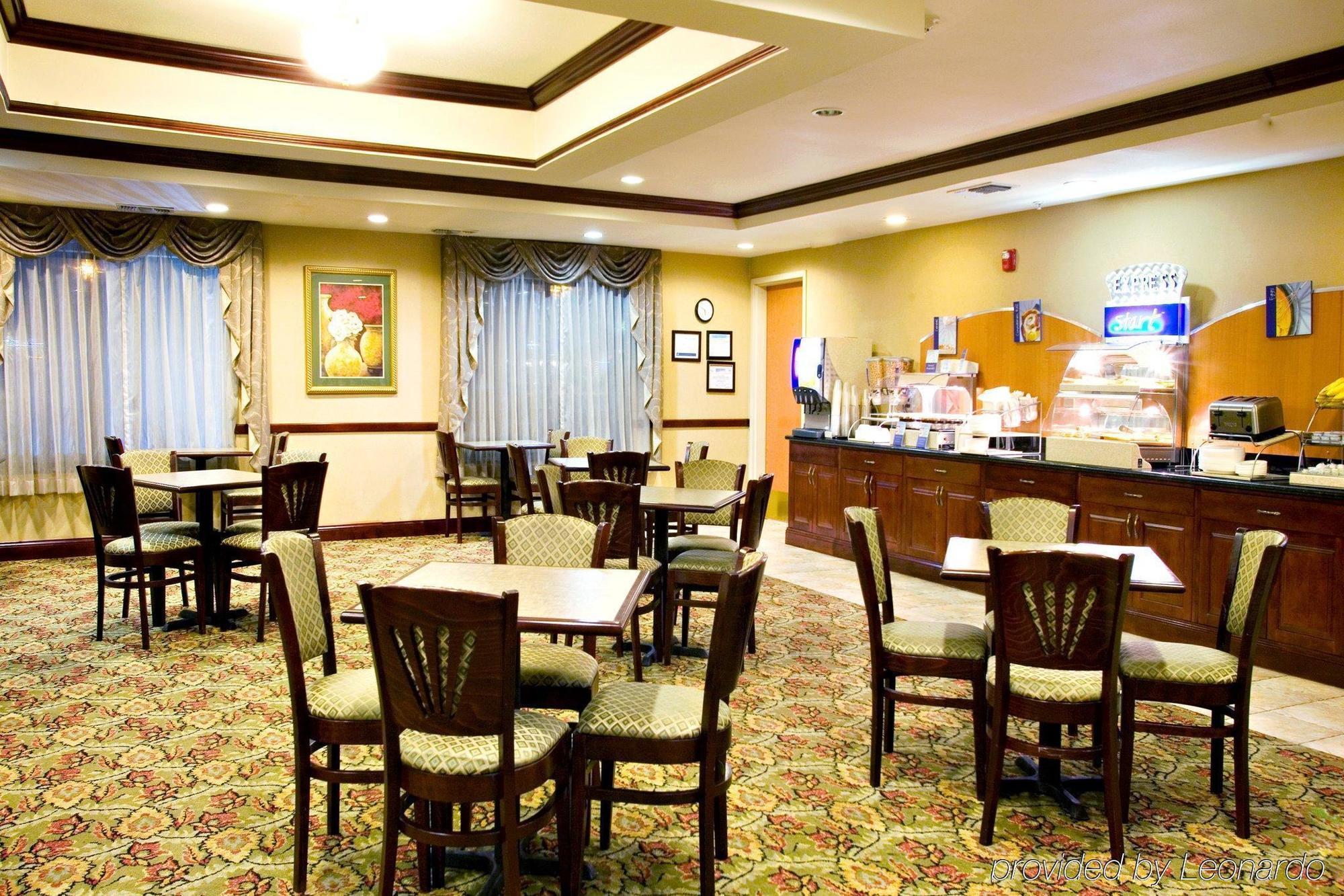 Holiday Inn Express & Suites Selma By Ihg Εξωτερικό φωτογραφία