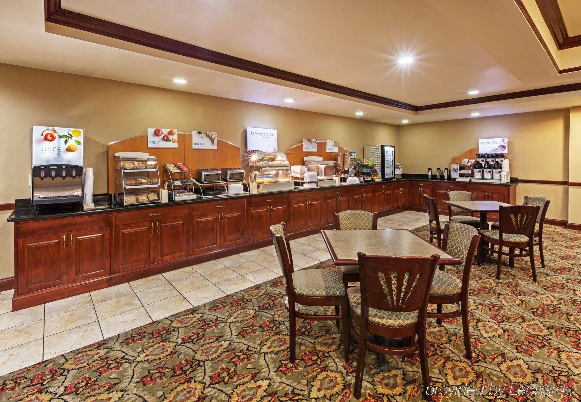Holiday Inn Express & Suites Selma By Ihg Εξωτερικό φωτογραφία